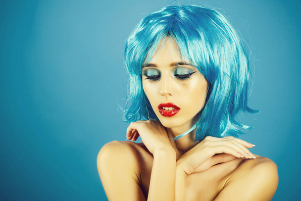 Girl with bright artificial hair. - Valokuva, kuva