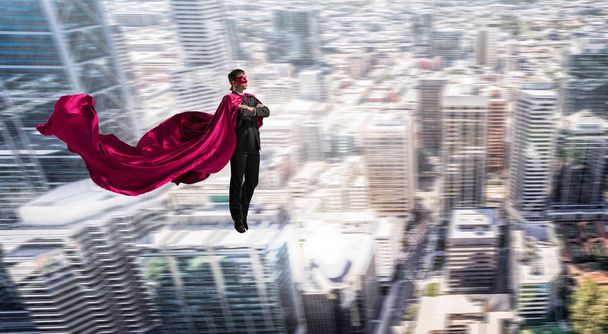 Süper adam gökyüzünde - Fotoğraf, Görsel