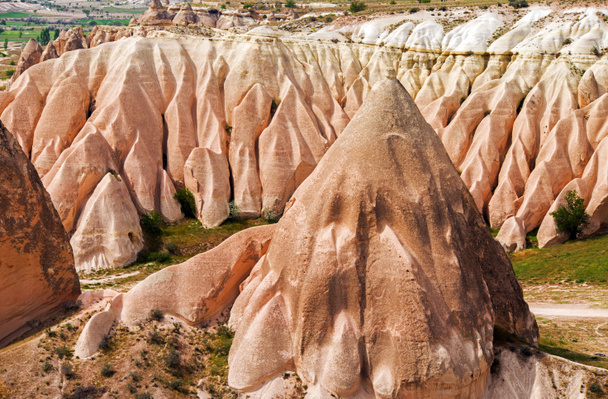 Formaciones de arenisca en Capadocia, Turquía. Vista del Valle de la Rosa
.  - Foto, imagen