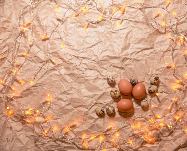 Easter eggs  on crumpled  kraft paper - Zdjęcie, obraz