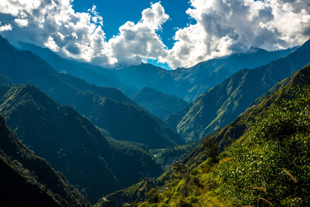 ダルマ渓谷の風景 - ウッタラカンドのダグトゥ渓谷 - 写真・画像