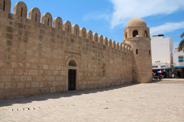 Medina - vanha linnoitus Soussessa, Tunisiassa
 - Valokuva, kuva