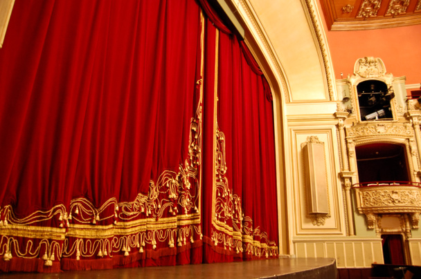 Інтер'єр оперного театру 1 - Фото, зображення