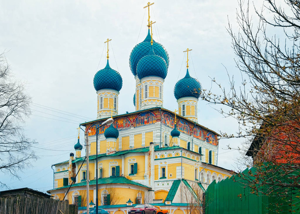 Verrijzenis kerk in Oeglitsj in Yaroslavl regio in Rusland. - Foto, afbeelding