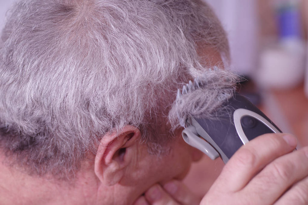 A férfi frizura-fodrászat - Fotó, kép