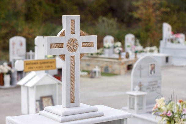 Il cimitero ortodosso in Grecia
 - Foto, immagini