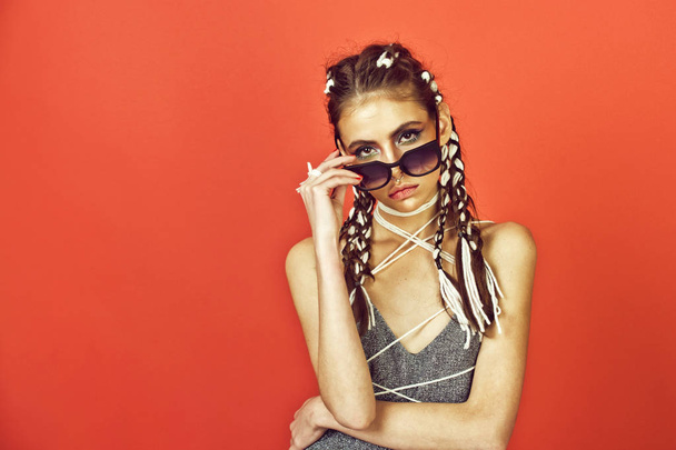 fashion photo of girl or woman in sunglasses - Valokuva, kuva
