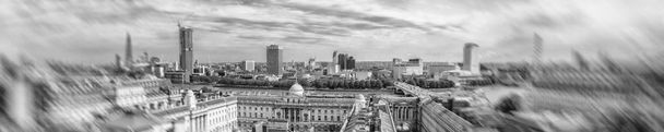 Černá a bílá panoramatický pohled na Londýn, Velká Británie. - Fotografie, Obrázek