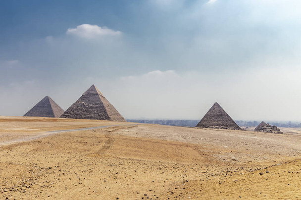Panorama oblasti s velkých pyramid v Gíze, Egypt - Fotografie, Obrázek