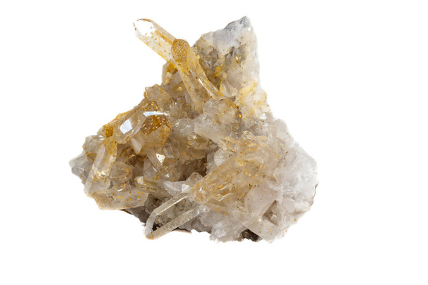 Cristales de piedra mineral macro Citrina sobre un fondo blanco de cerca
 - Foto, Imagen