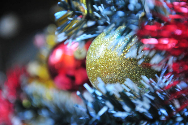 Χριστουγεννιάτικες μπάλες - Χριστουγεννιάτικα στολίδια - διακοπές - Φωτογραφία, εικόνα