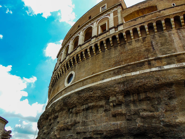 Замок Сент ангел, Мавзолей римський імператор Адріан, Рим, Італія.  - Фото, зображення