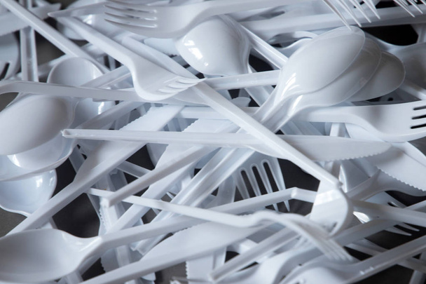plastic disposable cutlery, forbiden in european union - Zdjęcie, obraz