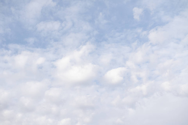 Céu azul com nuvens brancas, Fundo da natureza - Foto, Imagem