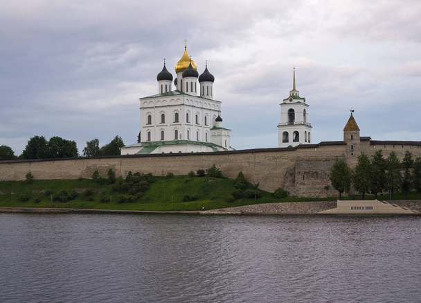 Cathedral of the Transfiguration of the Saviour is the highlight of the Mirozhsky Monastery in Psko - Fotoğraf, Görsel