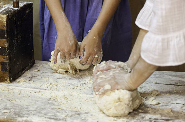 Chléb těsto, pečivo detail, tradiční řemeslné pekařství, jídlo a jídlo - Fotografie, Obrázek