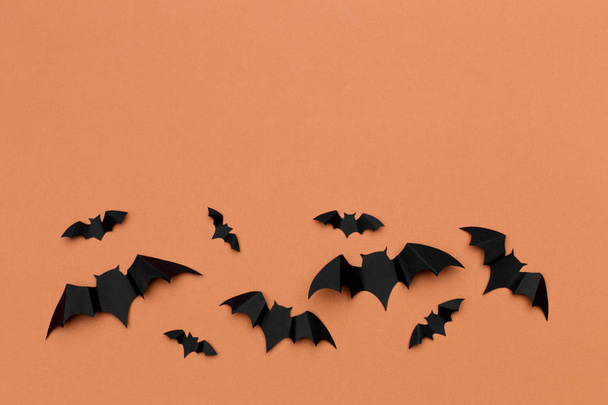 halloween and decoration concept, paper bats flying - Фото, зображення