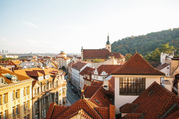 Hermosa vista del paisaje urbano de Praga en la República Checa
. - Foto, Imagen