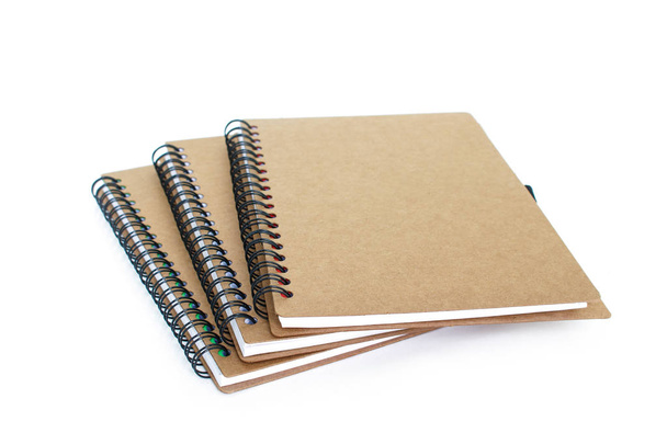 notebooks op witte achtergrond - Foto, afbeelding
