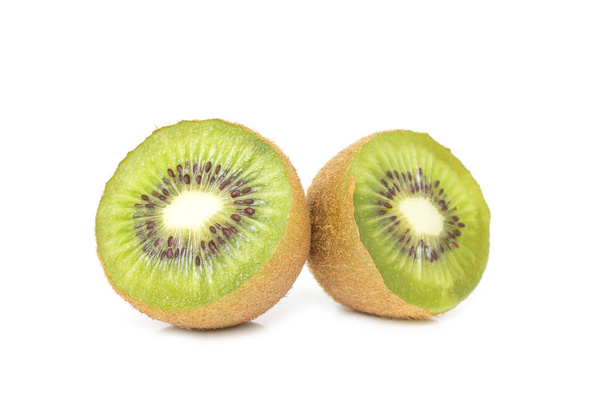 kiwi frutas cortadas metade no fundo branco
 - Foto, Imagem