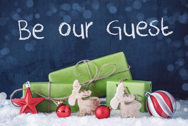 Zöld karácsonyi ajándékok, hó, dekoráció, legyen a vendégünk - Fotó, kép