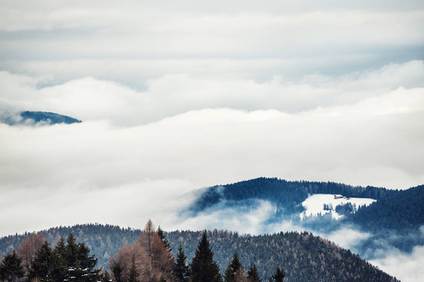 Foggy morning in the winter mountains. Dolomite Alps, Italy - Φωτογραφία, εικόνα