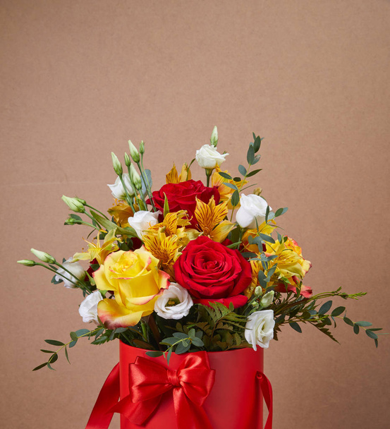 красивый свежий букет цветов, День святого Валентина концепции
 - Фото, изображение