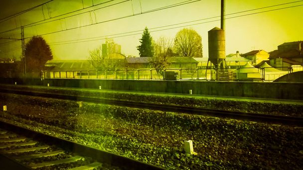 doğada retro vintage tren toplu taşıma için Demiryolu demiryolu parça - Fotoğraf, Görsel