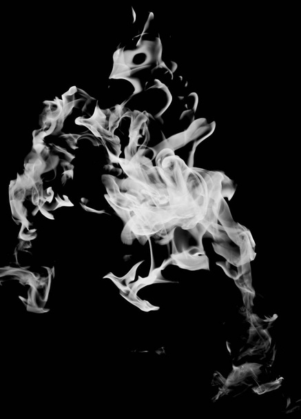 flamme de fumée blanche sur fond noir
 - Photo, image