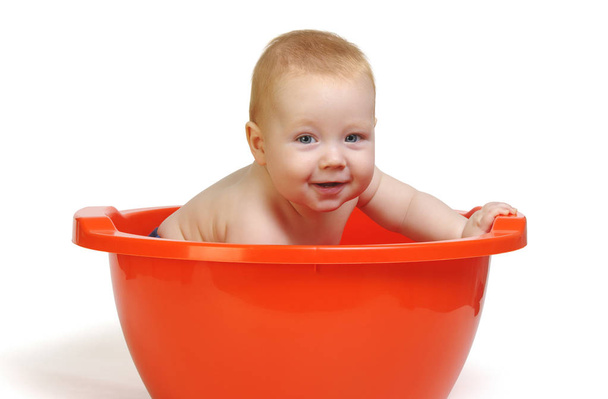 Cute baby in the tub - Foto, Imagem