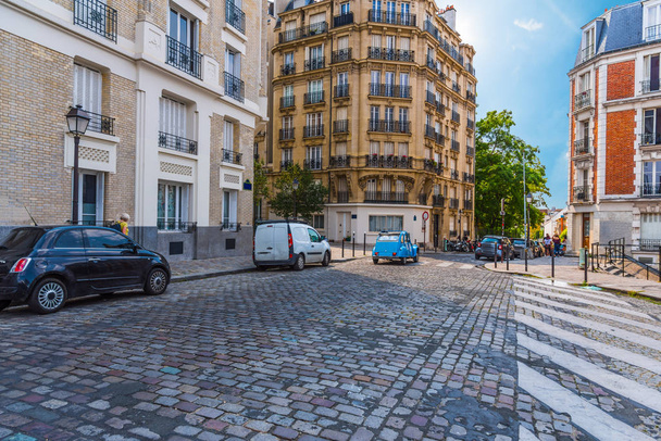 Antik Saint Denis sokak Paris, Fransa - Fotoğraf, Görsel