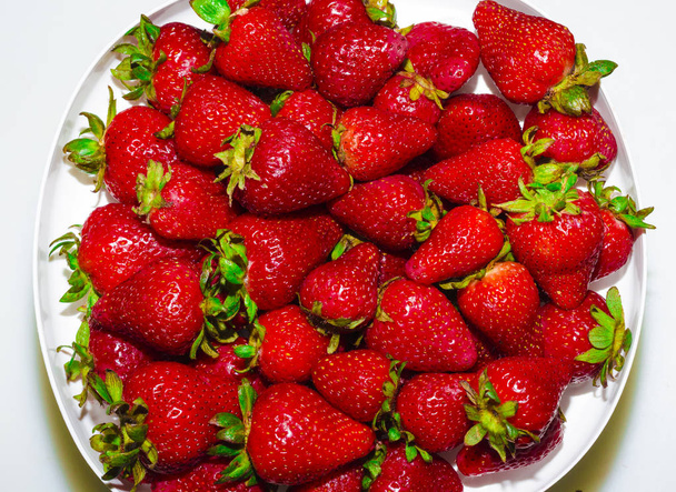 fresas maduras y rojas - Foto, Imagem