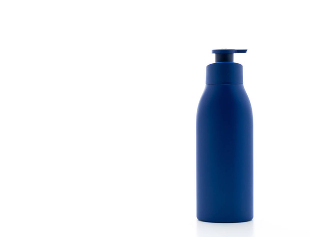 lotion,cream or bath gel bottle isolated on white background - Foto, imagen