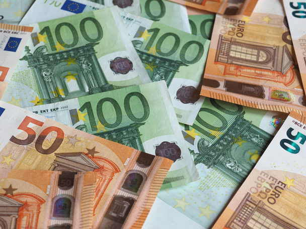 50 en 100 eurobankbiljetten geld (EUR), munteenheid van de Europese Unie - Foto, afbeelding
