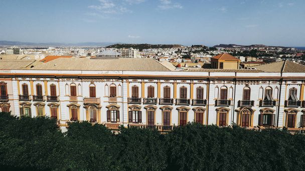 Veduta aerea della città di Cagliari
 - Foto, immagini