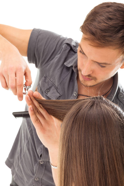 Professzionális fodrász hosszú hajú modell, elszigetelt fehér background - Fotó, kép