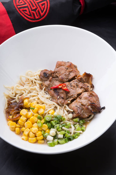 Asian noodles soup with chicken meat and corn - Foto, Imagen