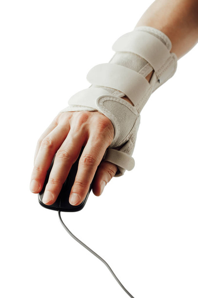 підтримка зап'ястя і ручної ортопедичної підтримки загоєння синдрому зап'ястя тунелю, ізольовані на білому
 - Фото, зображення