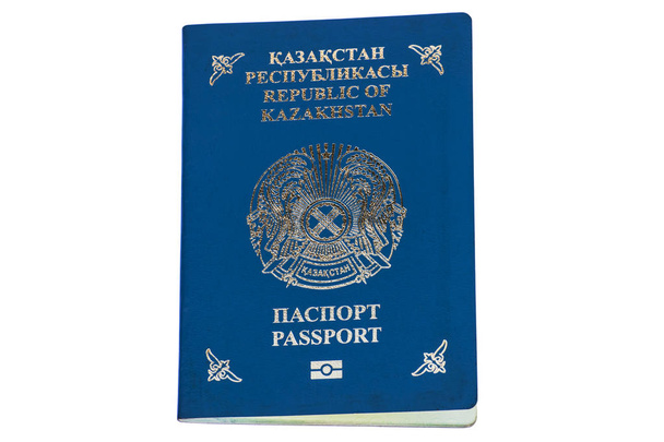 βιομετρικού διαβατηρίου πολίτη της Δημοκρατίας του Καζακστάν σε λευκό φόντο. Απομόνωση - Φωτογραφία, εικόνα