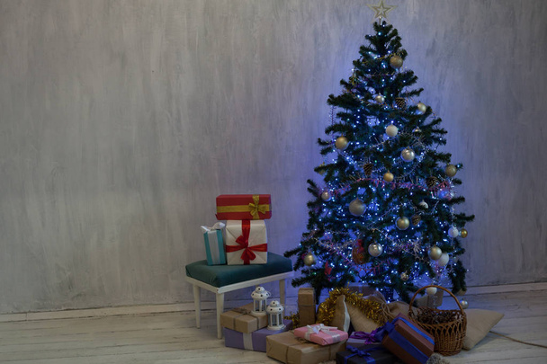 Holiday Christmas Interior home Christmas tree and gifts new year Garland - Fotoğraf, Görsel