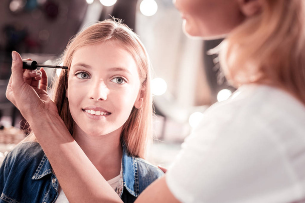 Competent beautician preparing her eyelashes - Fotografie, Obrázek