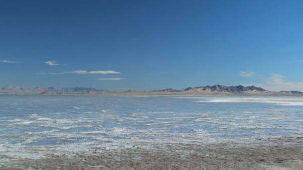塩湖の干潟の不毛の景観 - 映像、動画