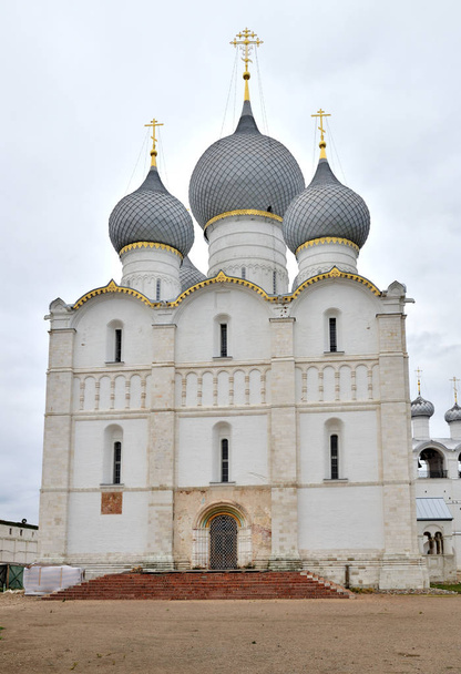 Assumption Cathedral (16821688) in Rostov Kremlin, Rostov, one of oldest town and tourist center of Golden Ring, Yaroslavl region, Russia - Zdjęcie, obraz