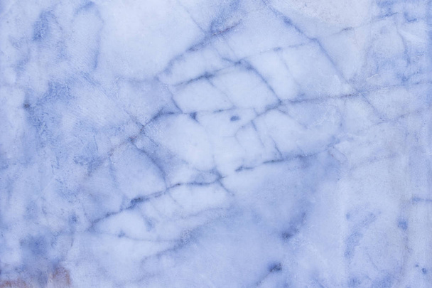 Tranches horizontales éclairées de fond d'onyx de marbre. Couleurs chaudes et froides idéales pour votre design
 - Photo, image
