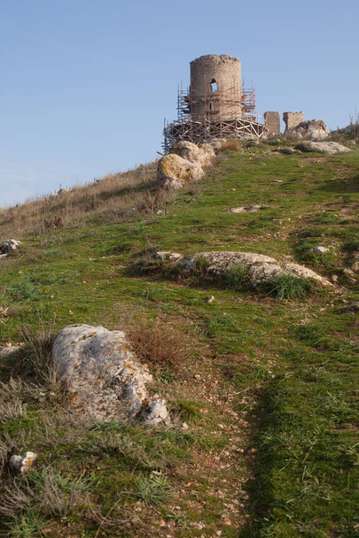 Ruins of Genoese Cembalo fortress. Balaklava, Crimea. - Zdjęcie, obraz