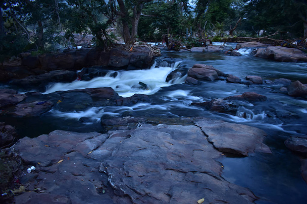 カヴェリ川、ダルマプリ - 写真・画像