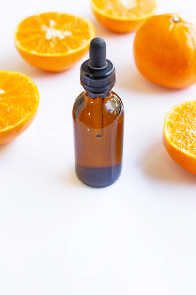 Essential oil with orange - Foto, Bild