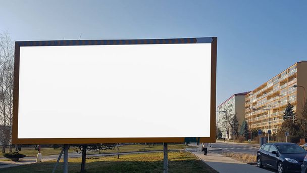Velké venkovní město městská bílé prázdné reklama Billboard nápis znamení navrhnete. Izolované šablona - Fotografie, Obrázek