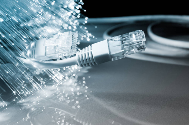 conexão de internet de fibra óptica
 - Foto, Imagem