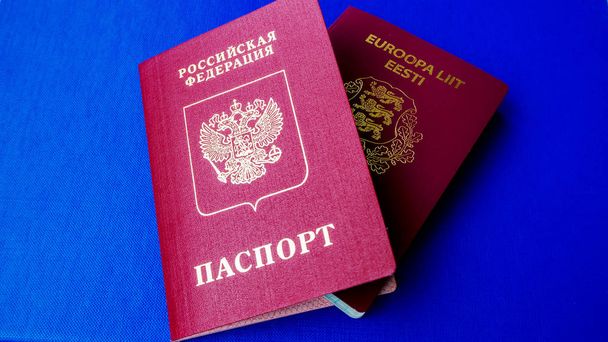  doppia cittadinanza dell'Estonia e della Russia
 - Foto, immagini